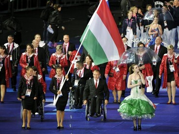 Paralimpia 2012 : Színpompás megnyitóval, fellobbant a láng Londonban