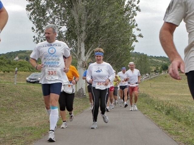 Soha nem neveztek ennyien az Ultrabalatonra