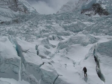 Újabb holttestet találtak a Mount Everesten