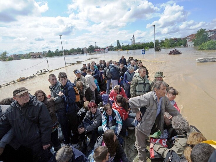 A MOB segítsége Bosznia-Hercegovinának és Szerbiának