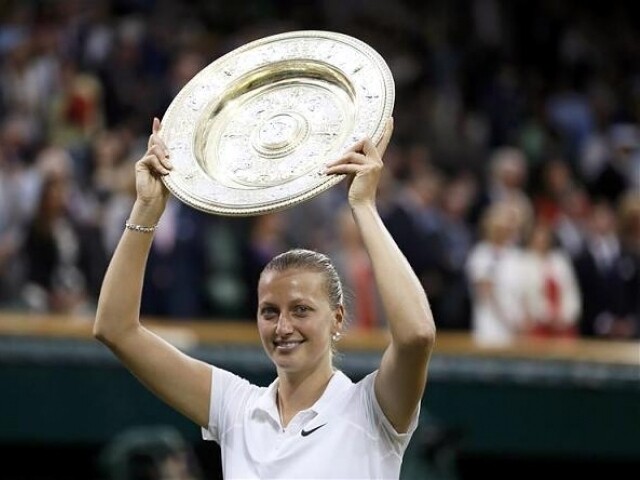 Wimbledon: Kvitová átgázolt Bouchard-on, férfi párosban bomba meglepetés