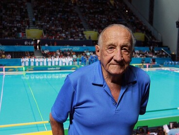 Tarics Sándor 102 évesen is autót vezet és interneten követi a magyar sportot (telefoninterjúval)
