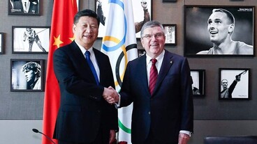 Peking 2022: a kínai elnök Thomas Bachhal egyeztetett