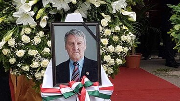 Elbúcsúztatták Kovács Ferenc olimpiai bronzérmes labdarúgót