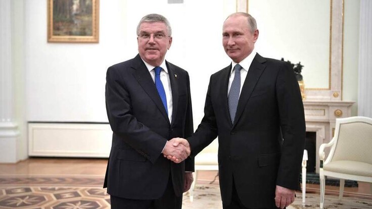 A labdarúgó-vb döntője előtt találkozott egymással Thomas Bach és Vlagyimir Putyin