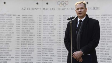 Ünnepi, egyben szomorú esztendőben emlékeztek az olimpiai család elhunyt tagjaira
