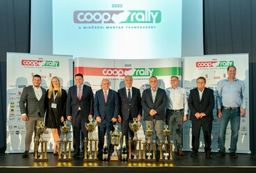 A Coop Rally helyezettjeinek csoportképe