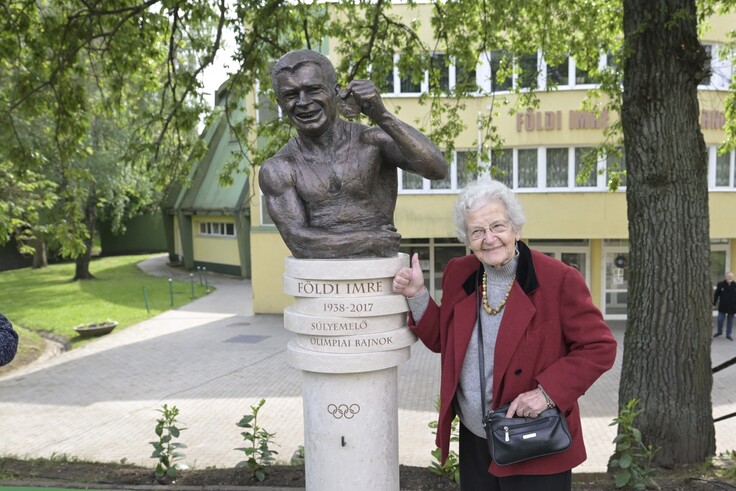 foldiimre_szobor4