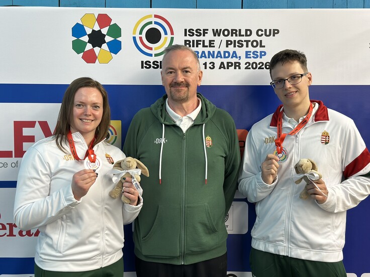 pisztoly mix granada 2026