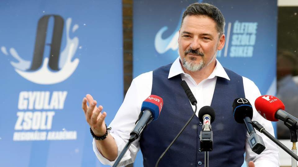 Gyulay Zsolt aktív szereplője a mai sportéletnek, olimpiai mozgalomnak.