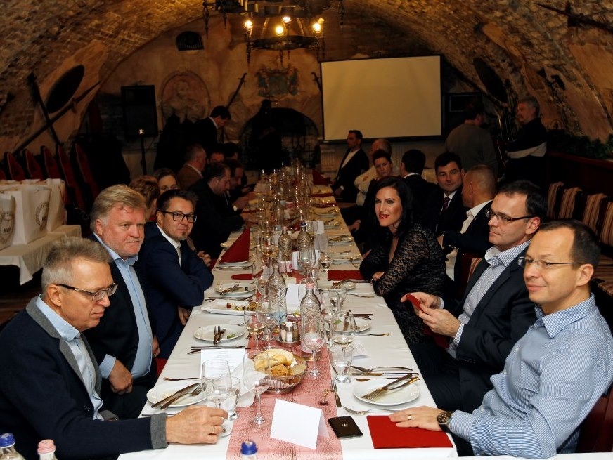 Szponzorait köszöntötte Győrben a MOB