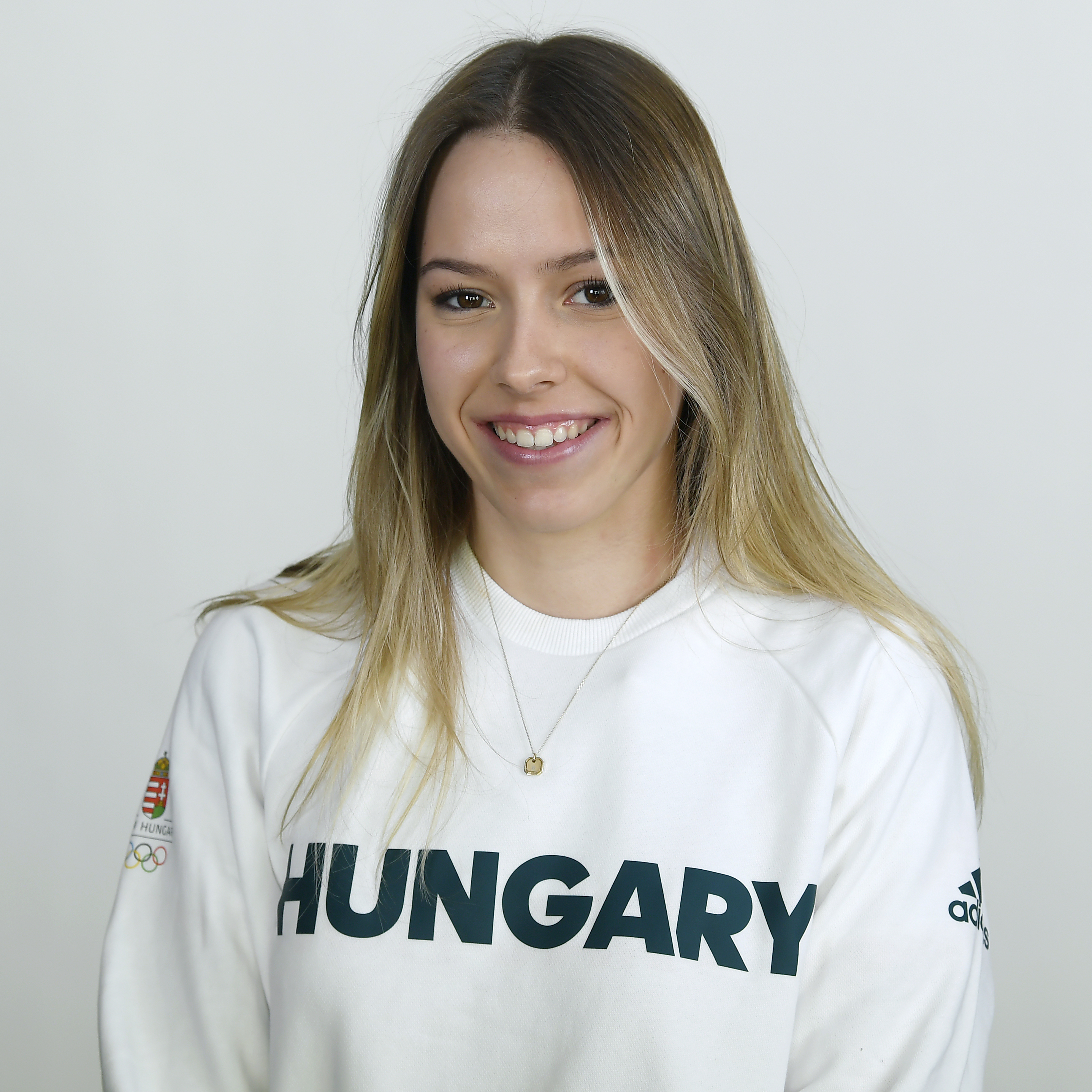 Körtvéllyessy-Dóra.jpg