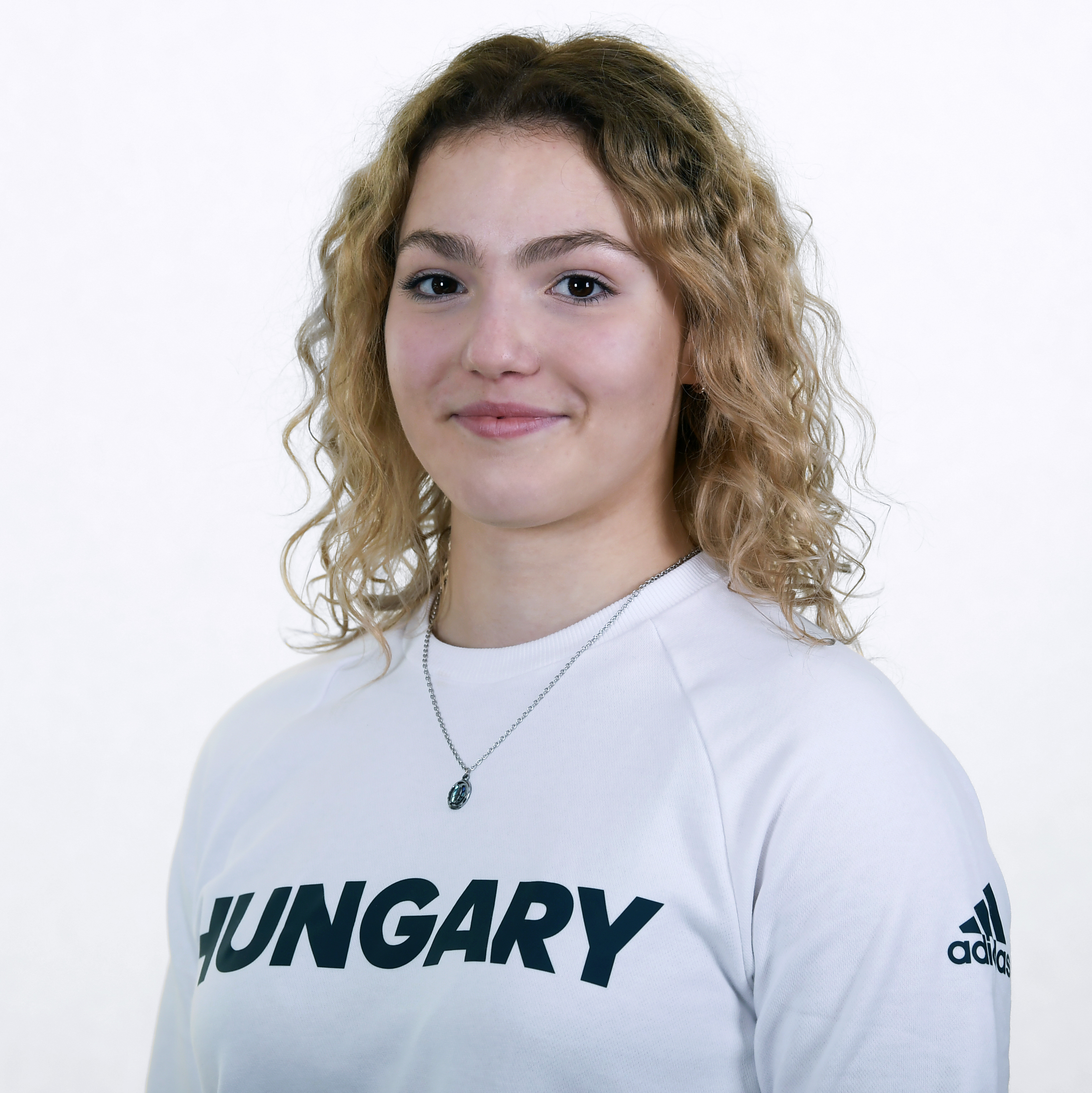Tymcyna-Dóra.jpg