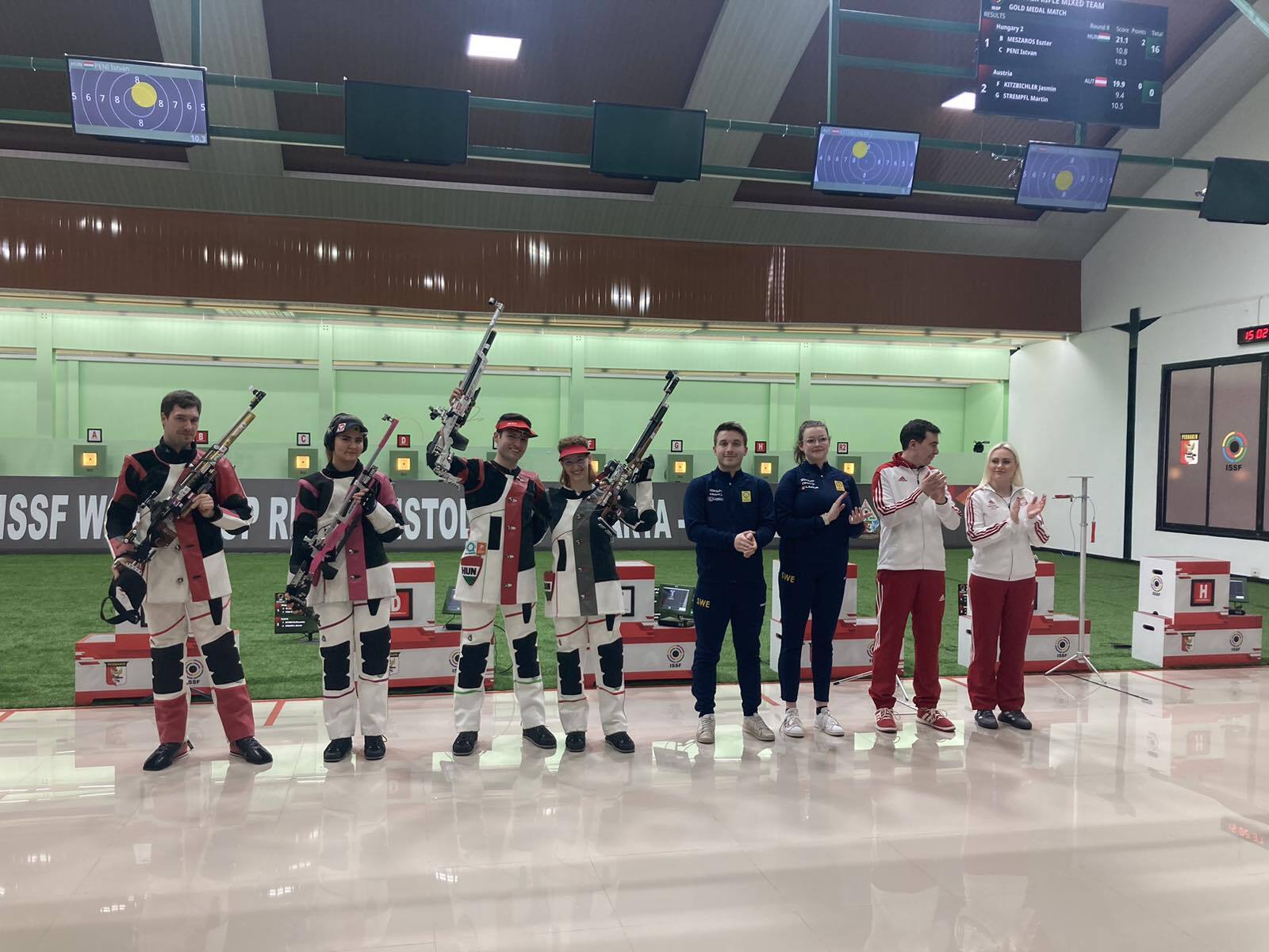 IMG f21a6eb5d0ca2e654b6ebcb11109828e V