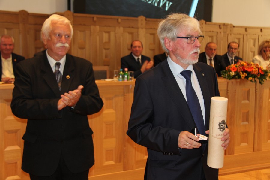 Szakály_Sándor_Magyar_Örökség_díj_20250927.jpg