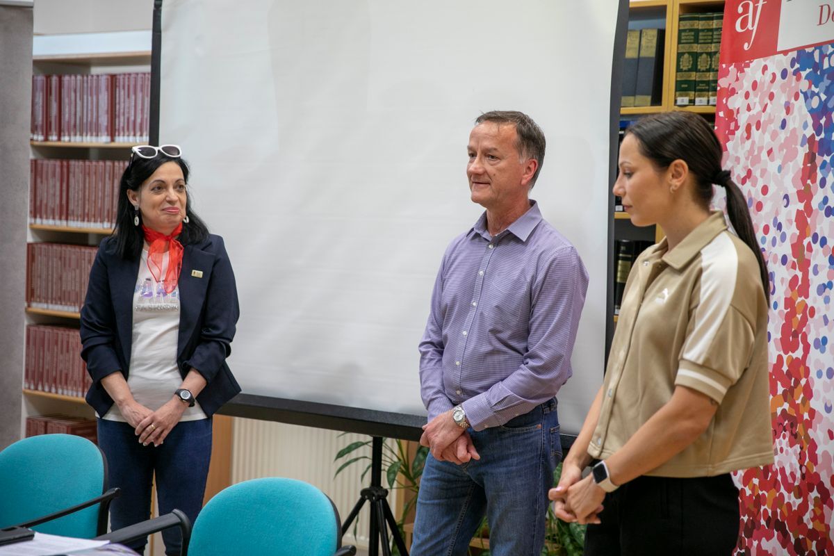 Kozák Luca Pné Kenéz Tünde Debrecen