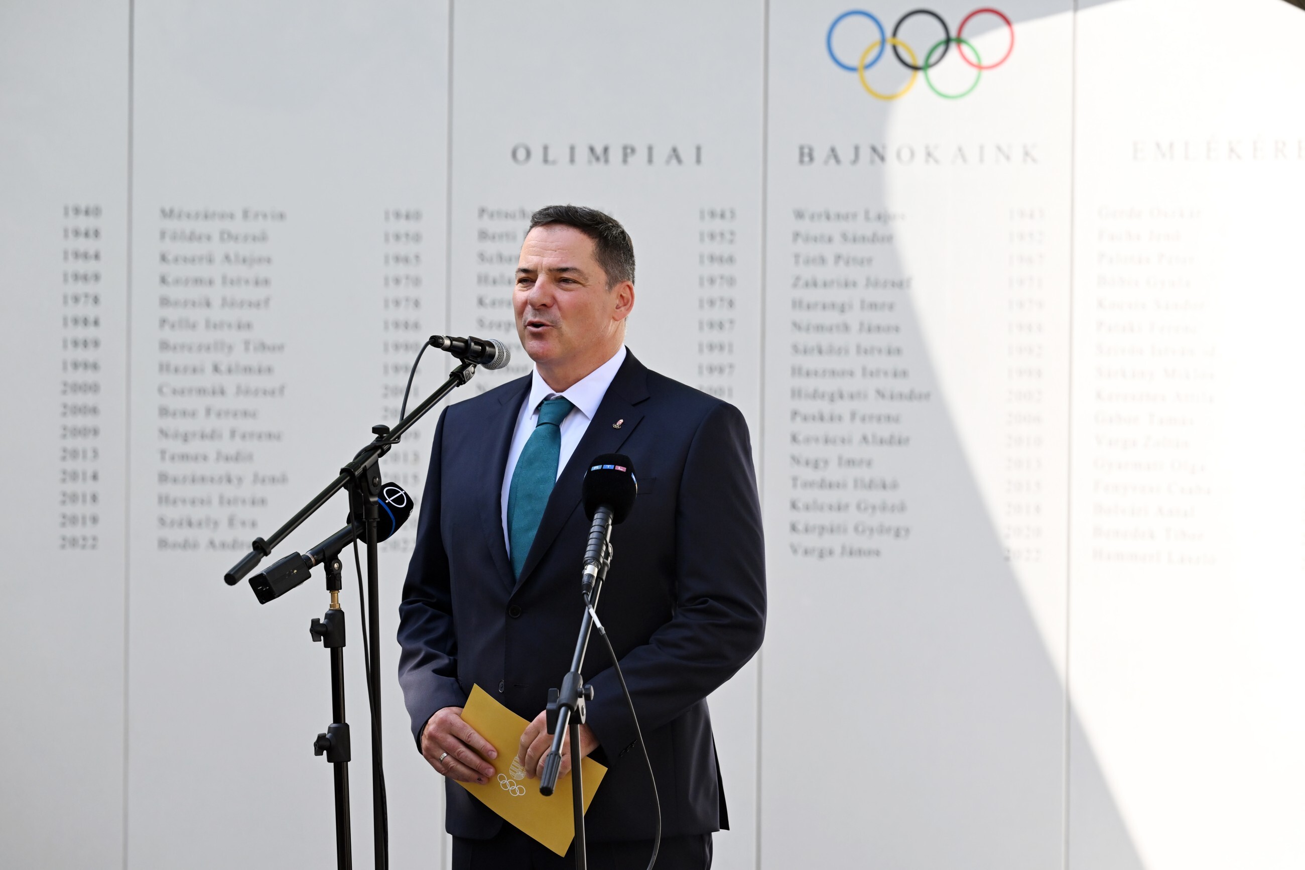 20240710 025 olimpiai emlekmu avatas