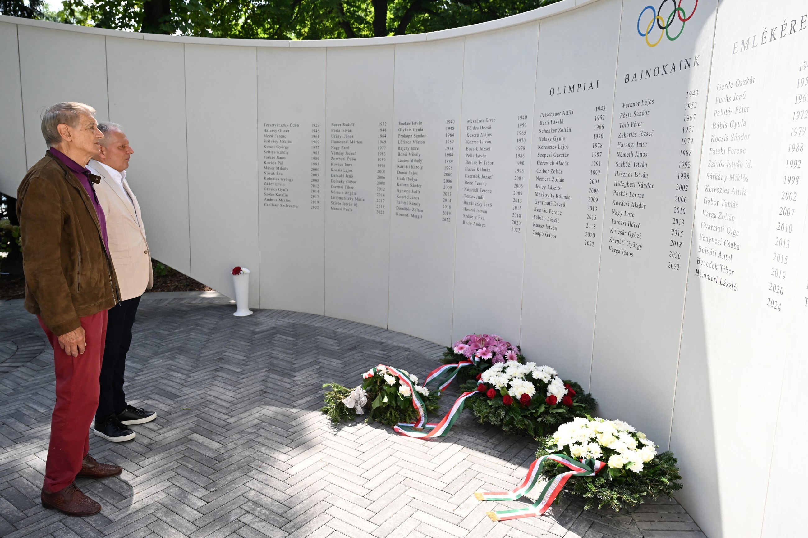 20240710 037 olimpiai emlekmu avatas