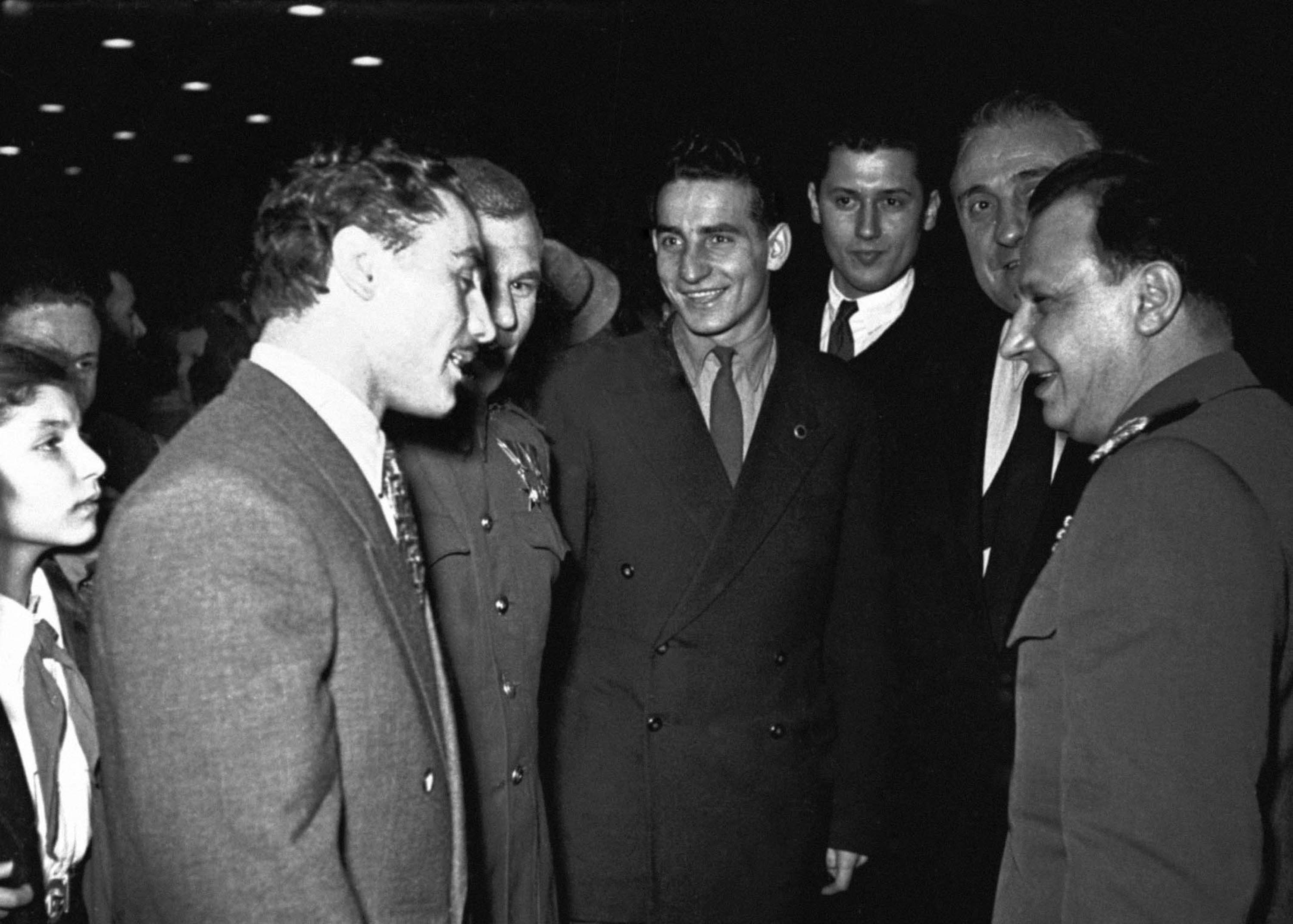 Sport - Nyári Olimpiai Játékok - Helsinki - Olimpikonok kösz