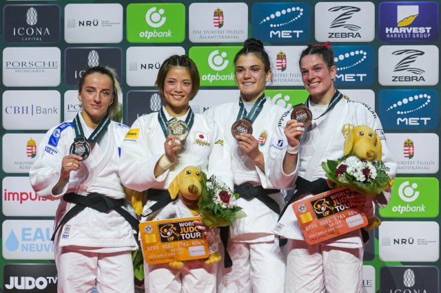 Gyertyas_bronz_vb2025