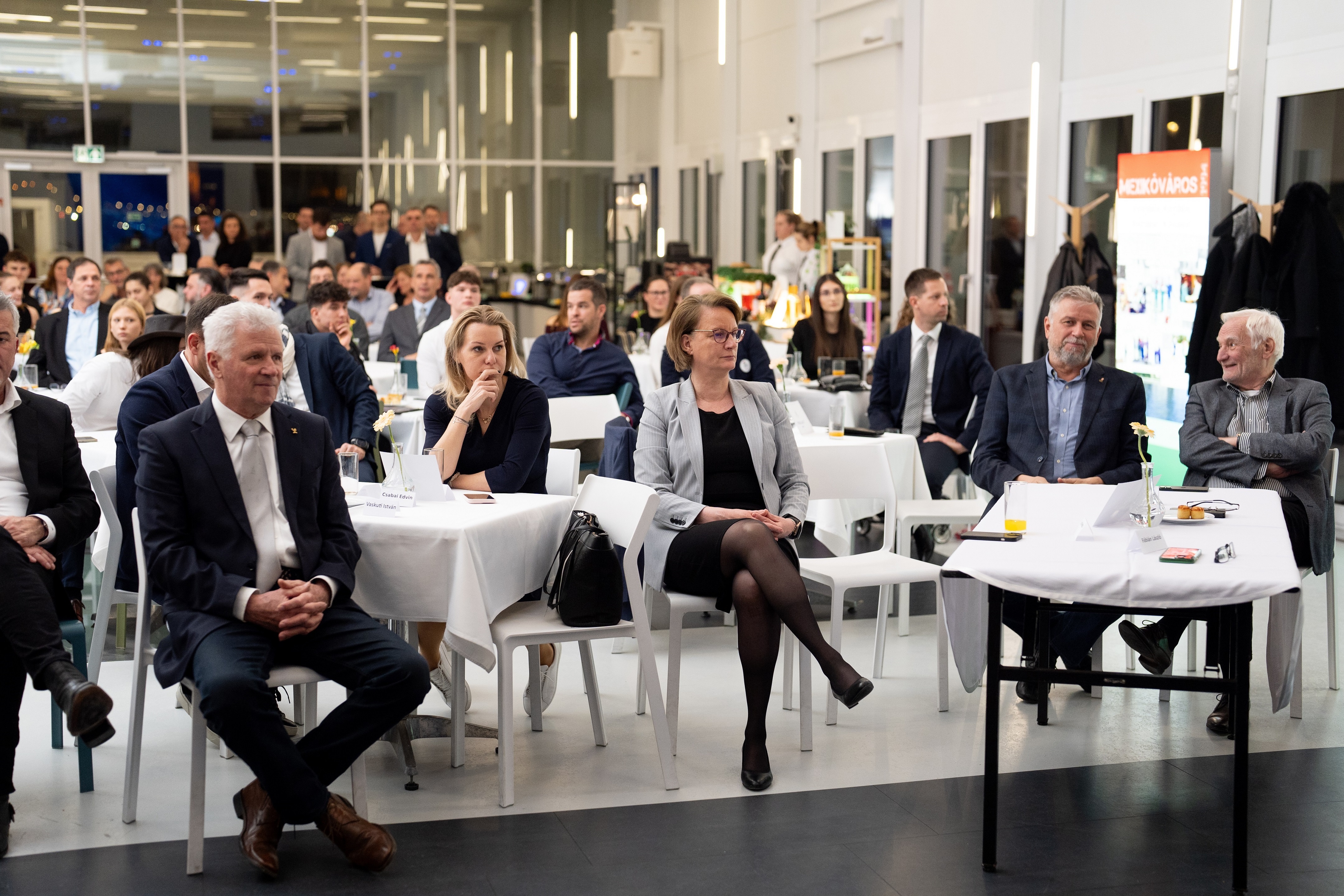 250130_0214_Kolonicsdijatado-_VON2496