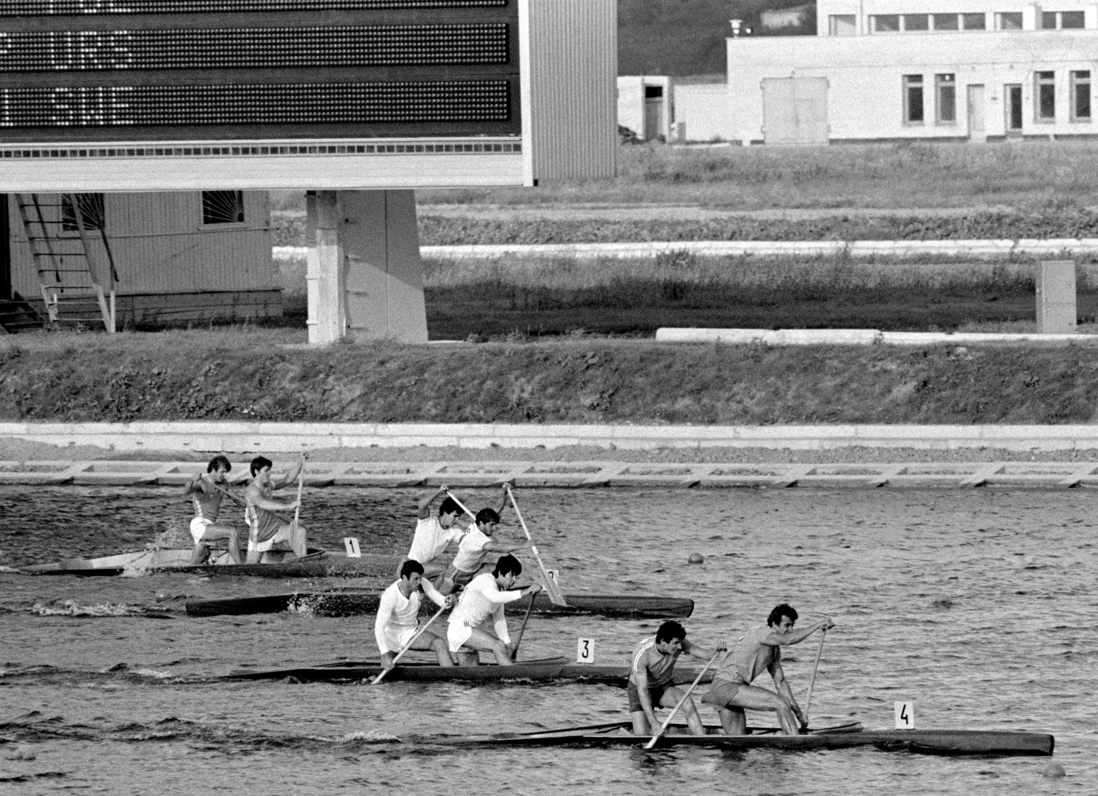 Sport - Moszkvai olimpia - Kenu 2-esek versenye
