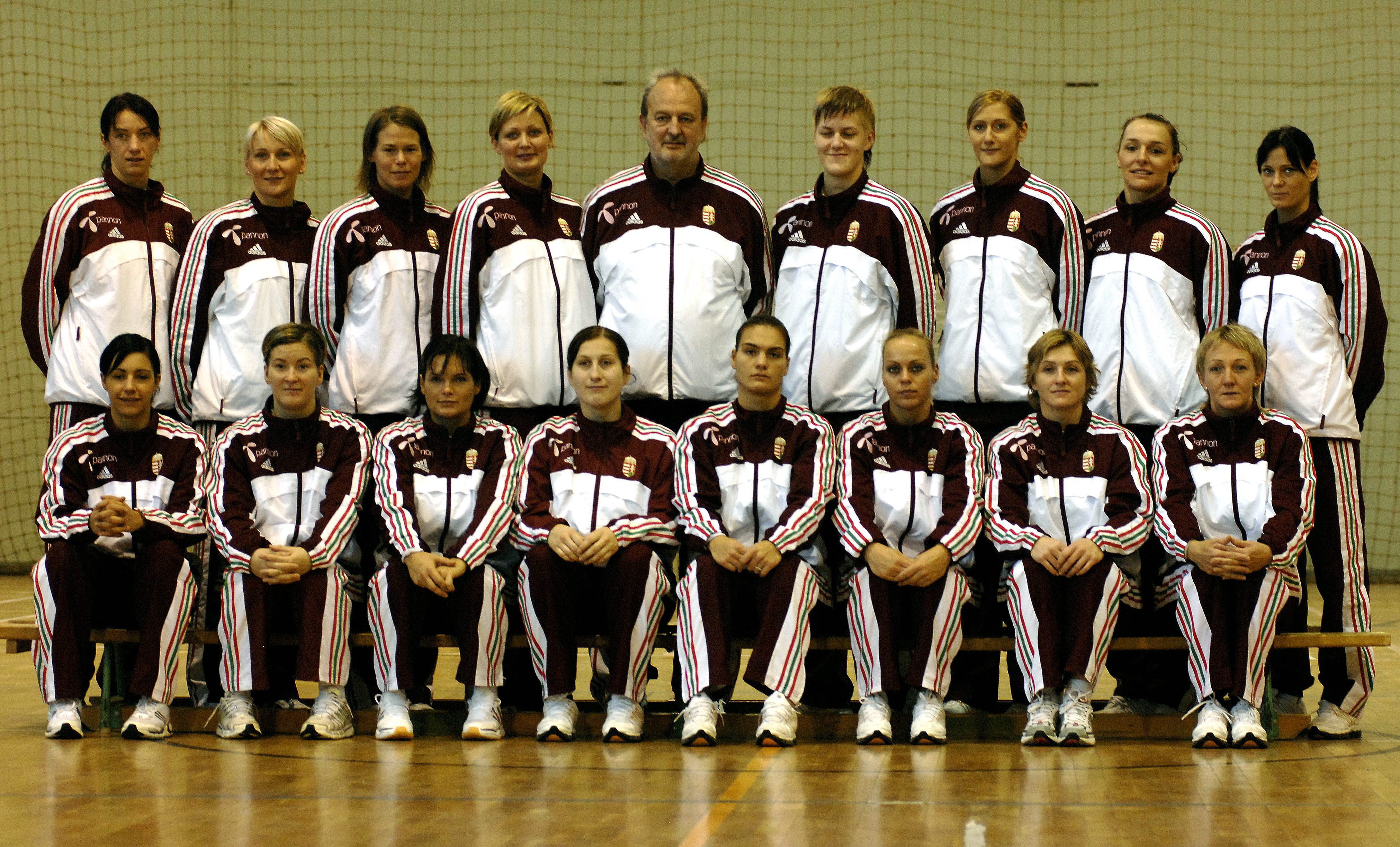 Kézilabda - A magyar nõi kézilabda-válogatott