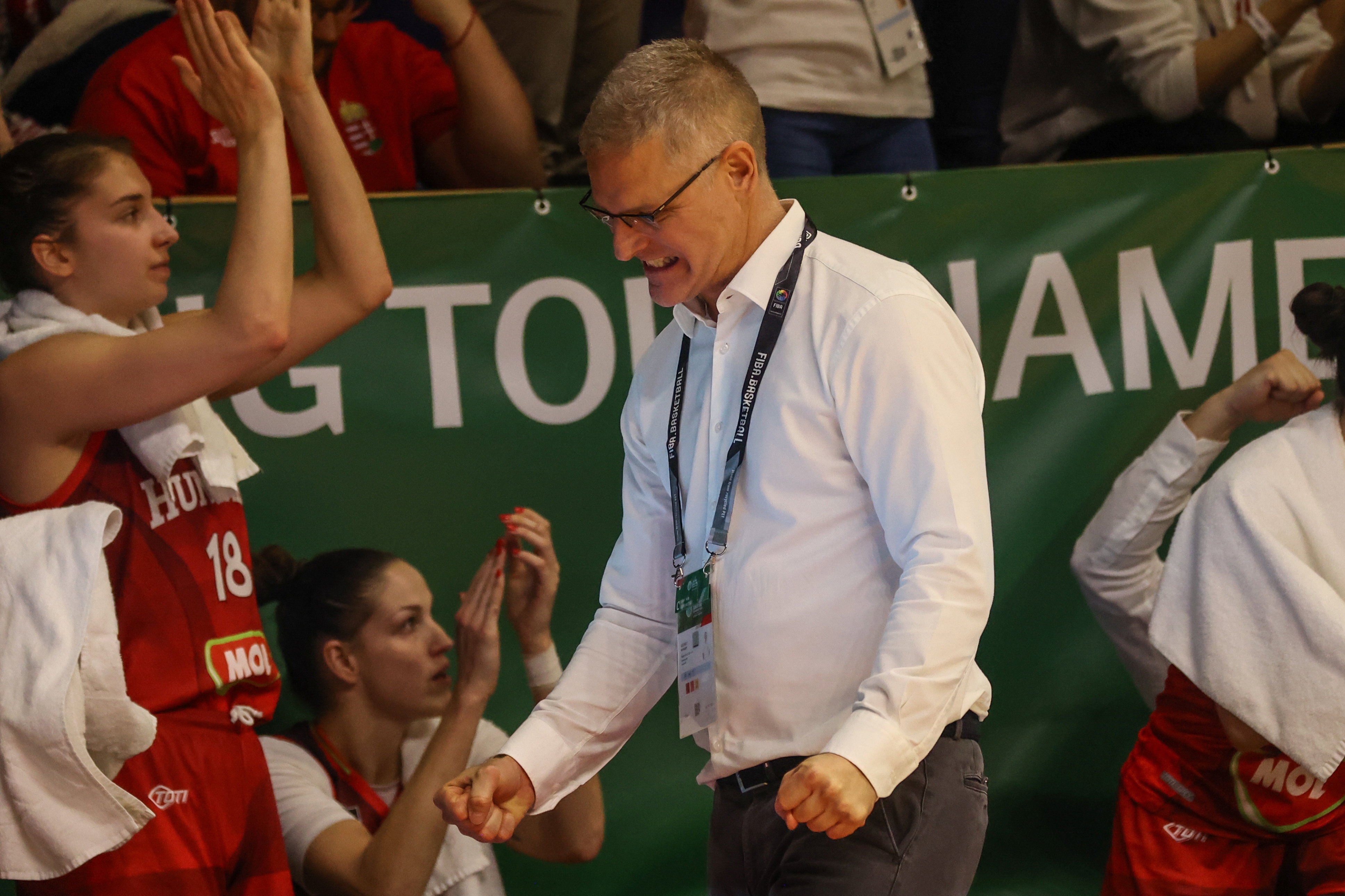 Nõi kosárlabda olimpiai-selejtezõ - Magyarország - Japán