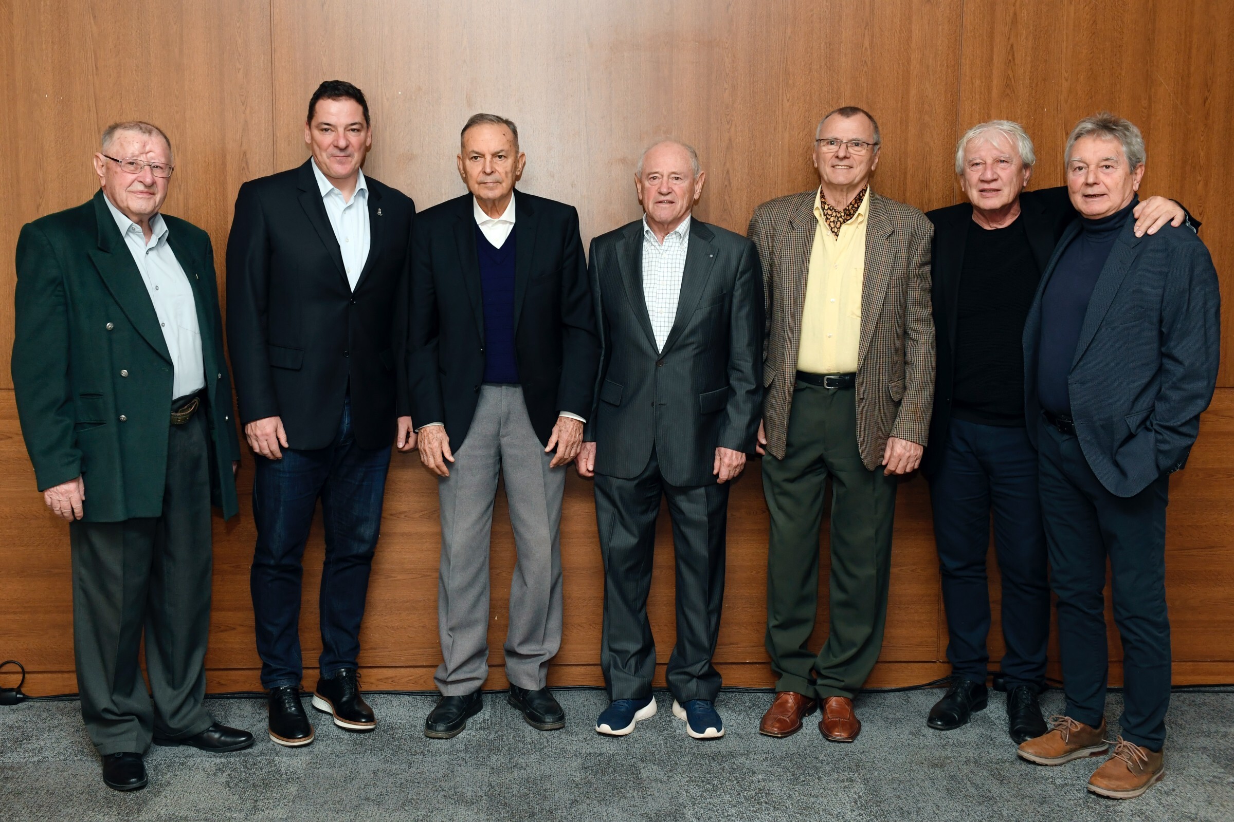 20221206 034 olimpikon ebed