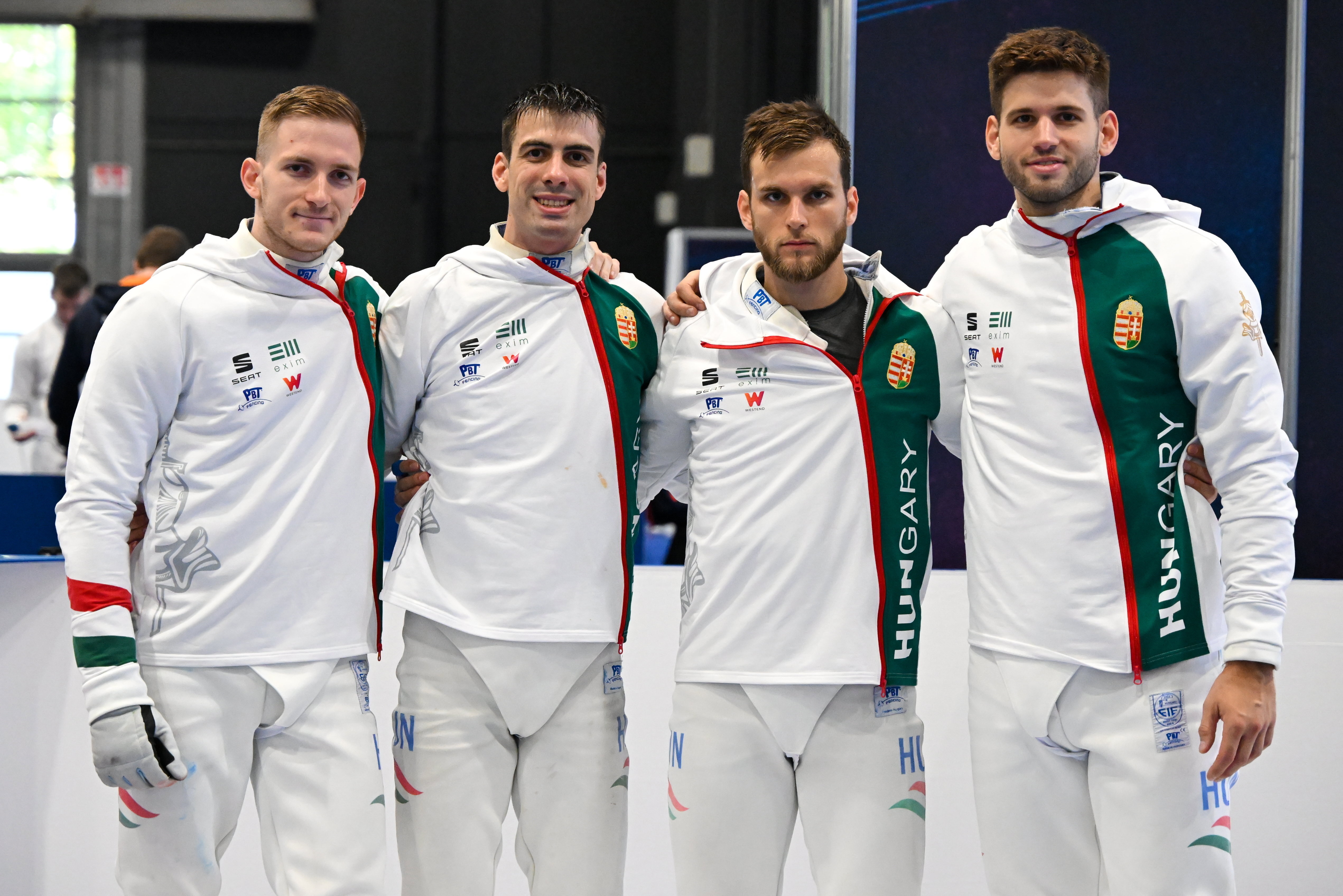 Vívó-vb - Férfi párbajtõr csapatverseny