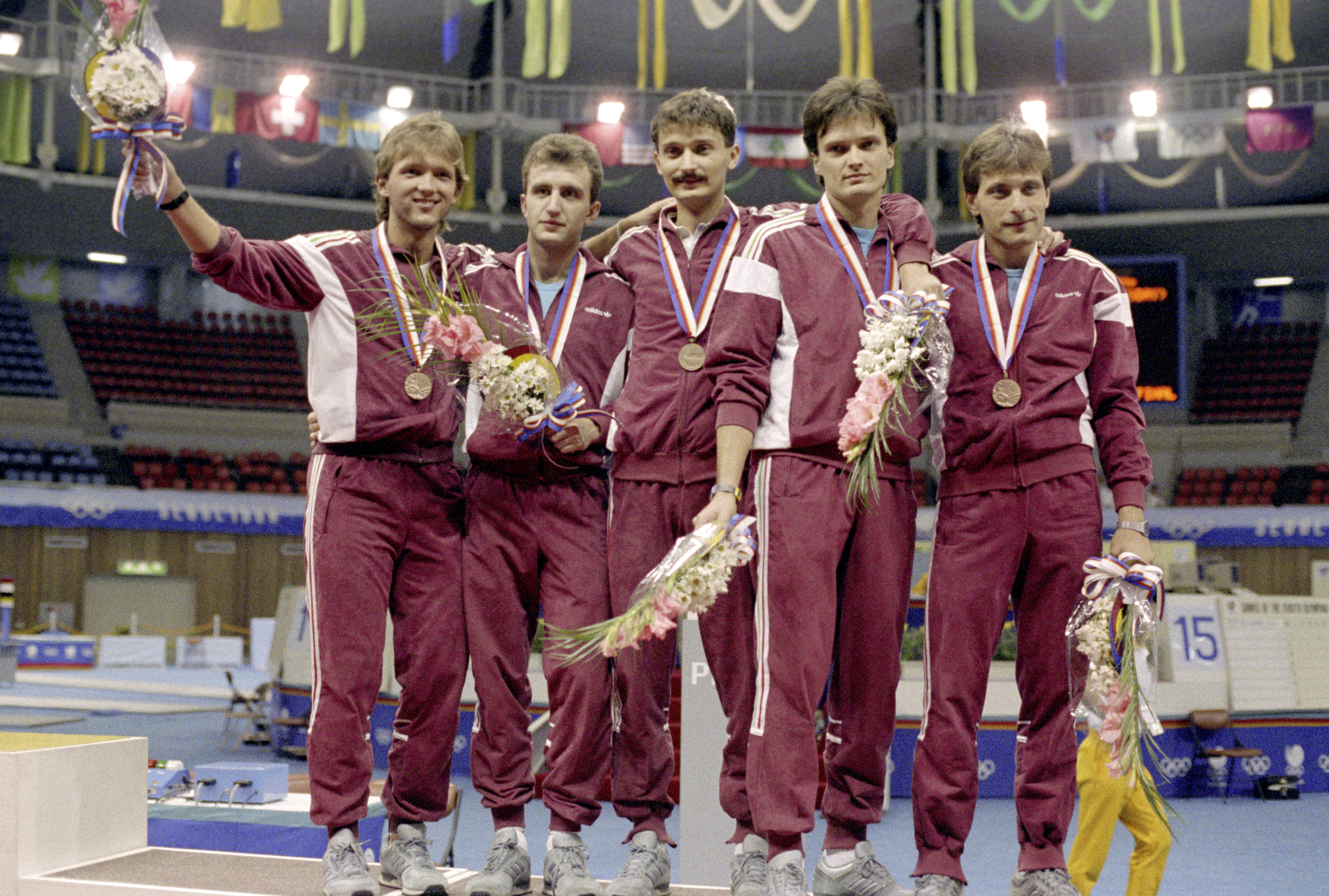 Sport - Olimpia - Tõrvívás - Bronzérmes a férfi tõrcsapat