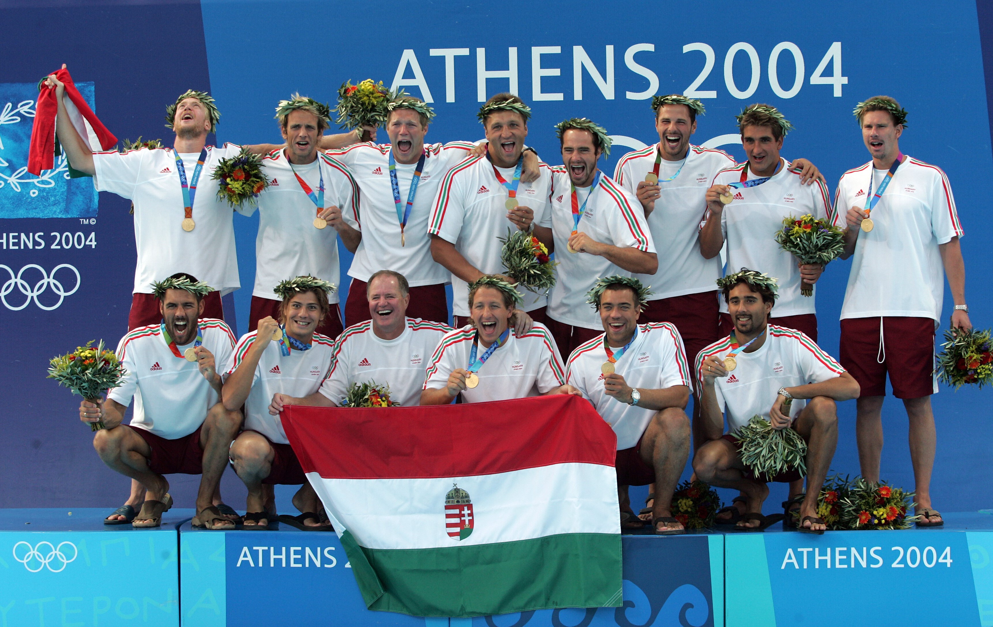 20040830 076 ATHEN 2004 17 ferfi vizilabda