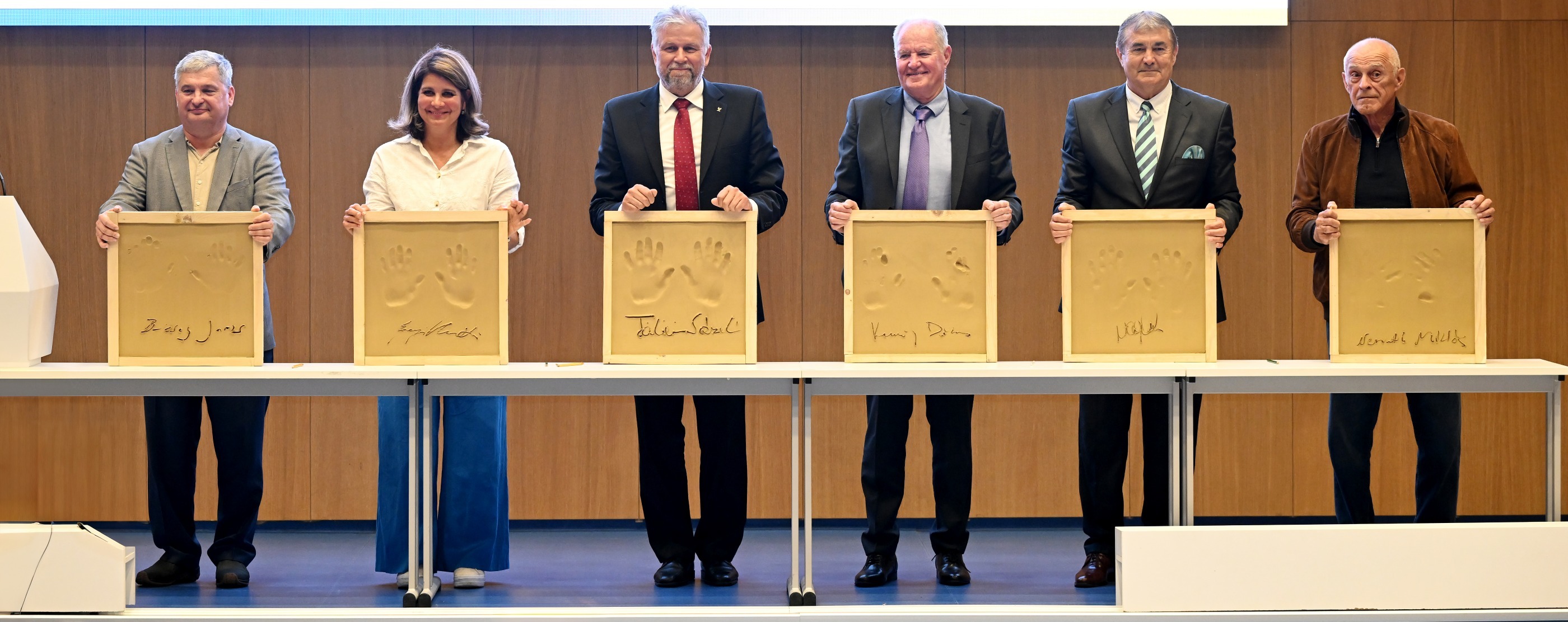 kezlenyomat_25.05.06_5