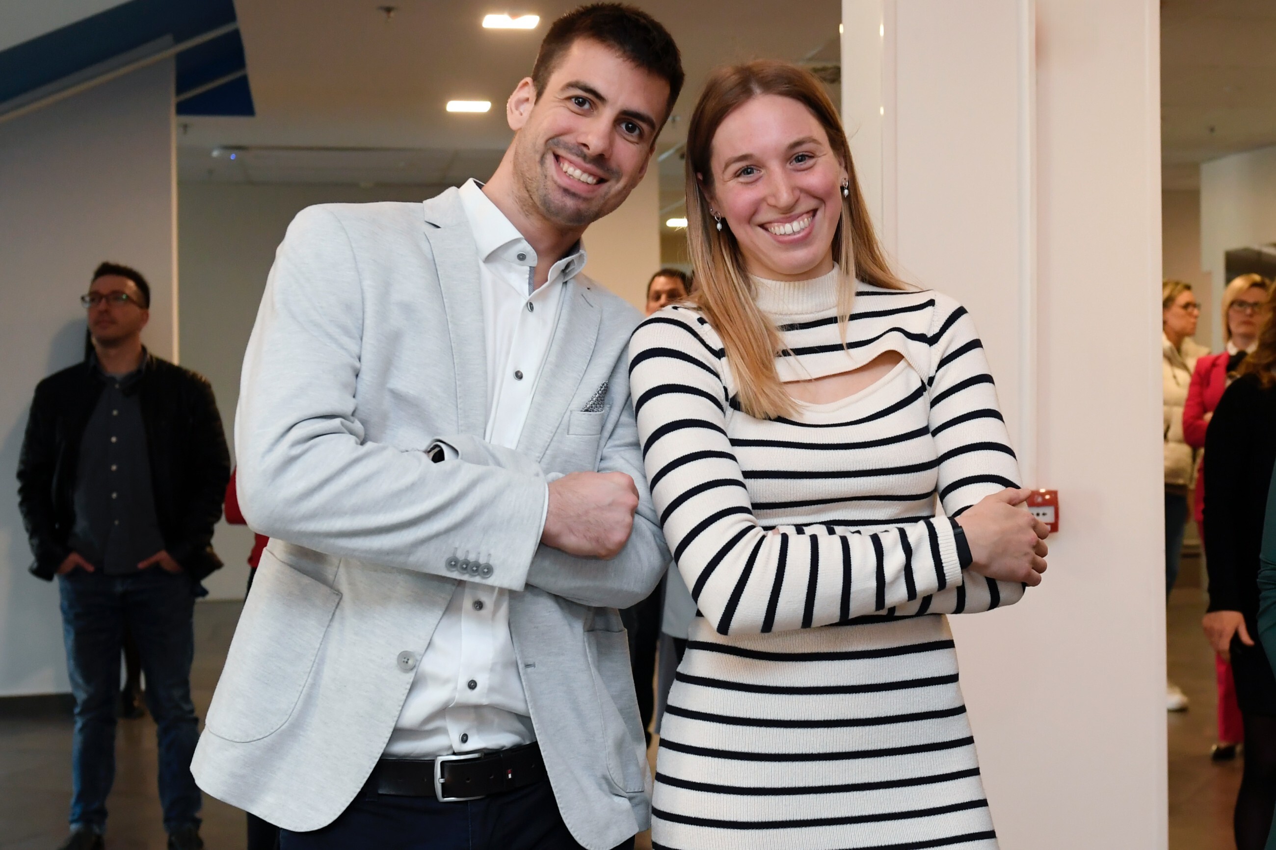 20240327 001 tf 100 kiallitas