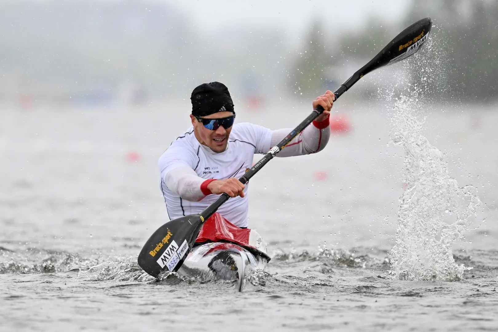 Öt érem olimpiai távokon a kajak-kenu világkupán