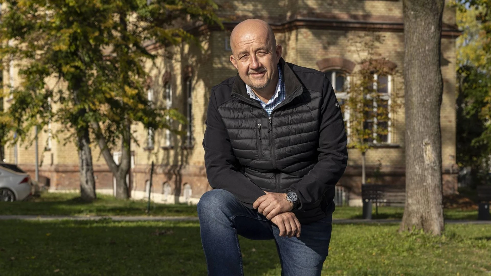 Mezei_Daniel_a_TF_kommunikacios_es_rendezvenyszervezesi_igazgatoja_a_Magyar_Szorf_Szovetseg_uj_elnoke.webp Mezei_Daniel_a_TF_kommunikacios_es_rendezvenyszervezesi_igazgatoja_a_Magyar_Szorf_Szovetseg_uj_elnoke.webp