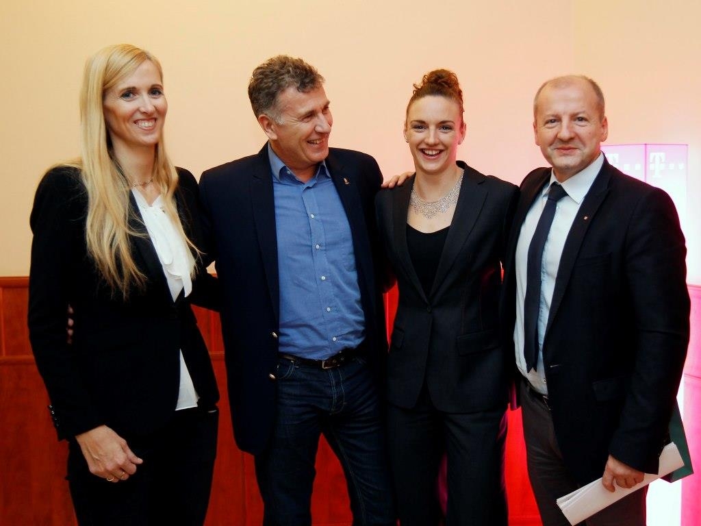 Szabó Bence is gratulált a magyar úszósikerekhez