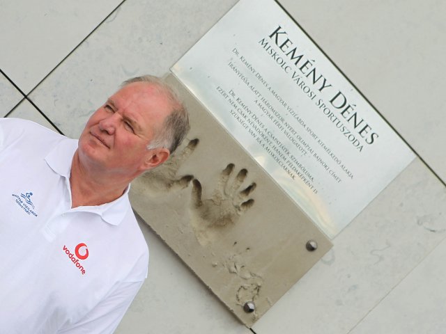 Találkozás edzőlegendákkal: csütörtökön Kemény Dénessel