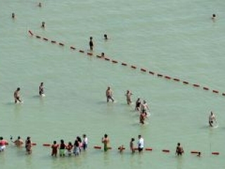 Egy héttel elhalasztják a 31. Balaton-átúszást