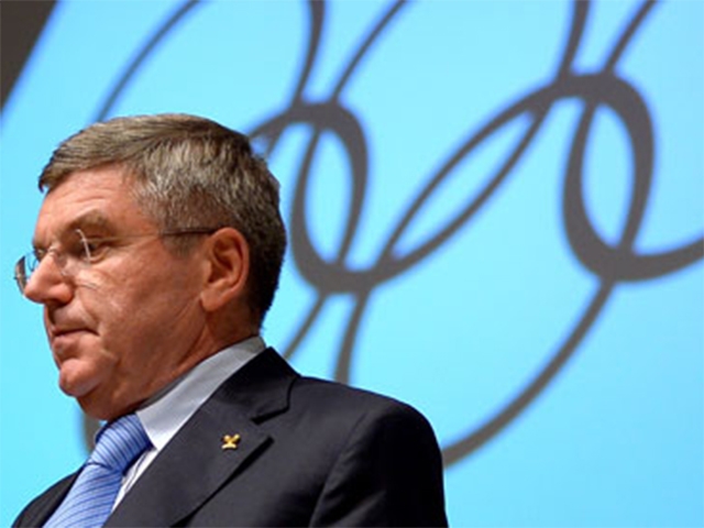 A NOB segít a menekülteken