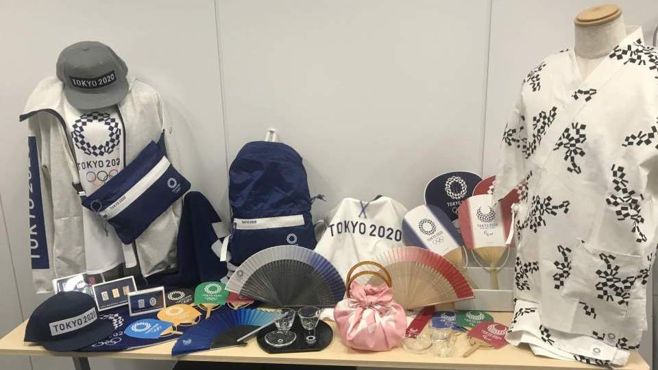 A tokiói olimpia szervezői bemutatják az olimpiai és paralimpiai játékok kabaláit 